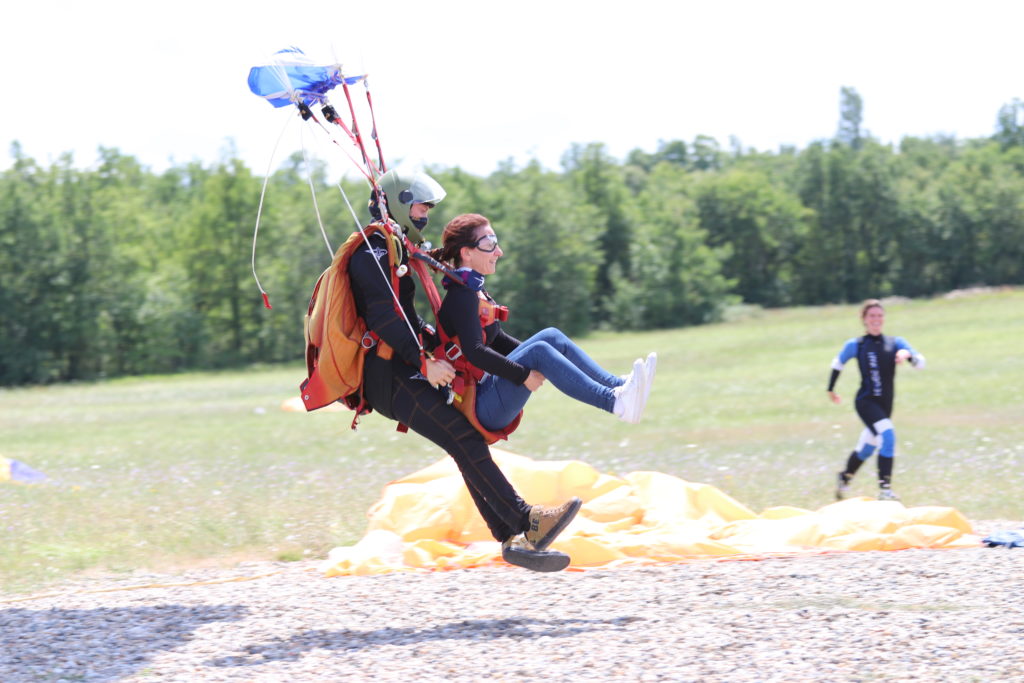 Atterrissage sous voile